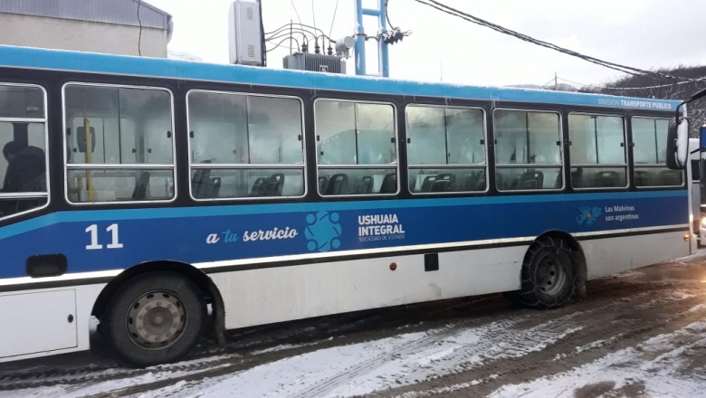 El transporte público equipado para transitar en invierno